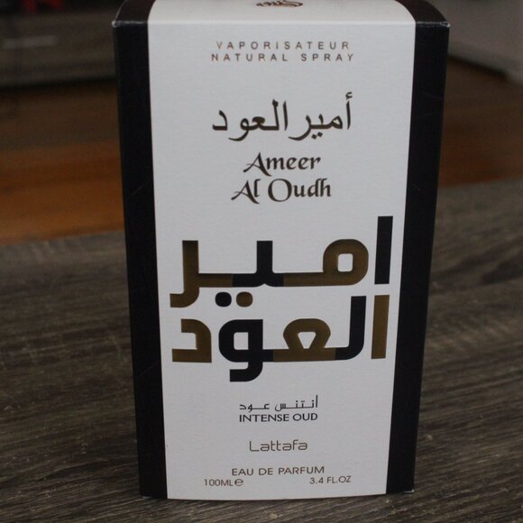 Lataffa Ameer Al Oudh Intense perfume box - Picture 4 of 4
